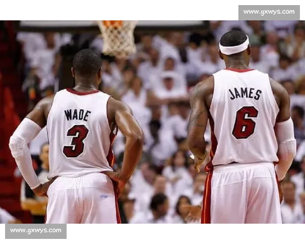 2014NBA热火与步行者东部决赛激战回顾詹韦时代巅峰对抗与铁血防守博弈 2014NBA热火与步行者东部决赛激战回顾詹韦时代巅峰对抗与铁血防守博弈